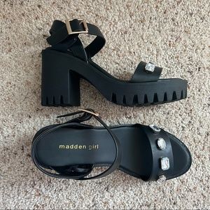 Steve madden platform sandals